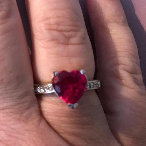 Beautiful Ring/Composite Ruby/Faux Diamond Accents - Picture 6 of 6
